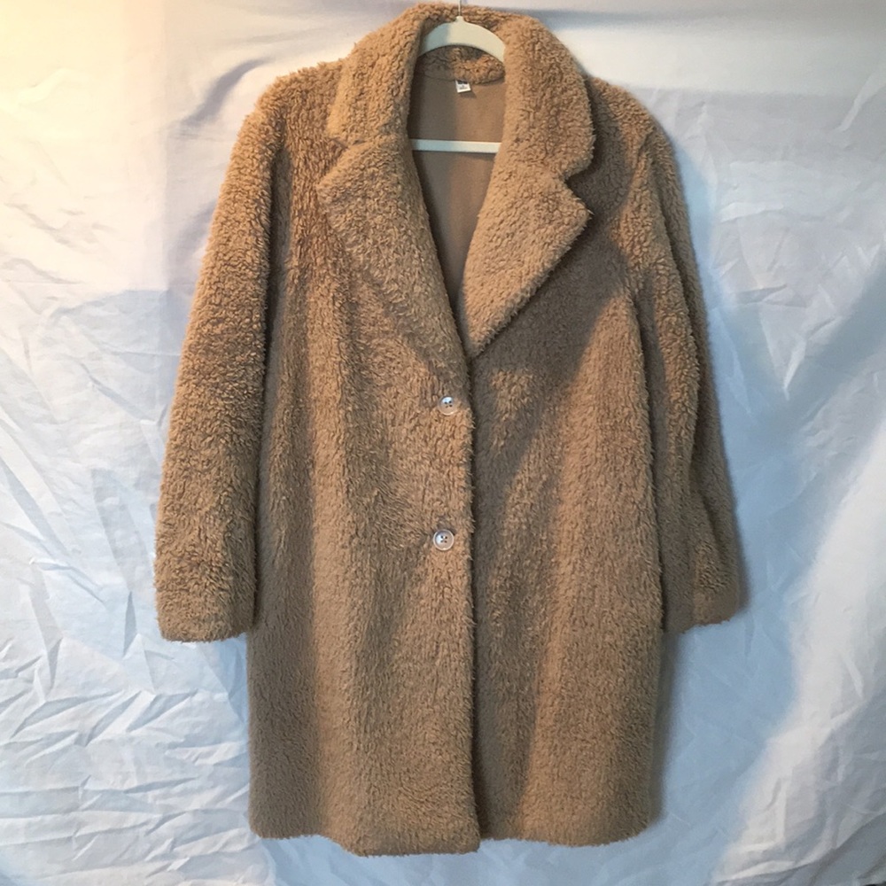 UNIQLO Fluffy tan winter coat
